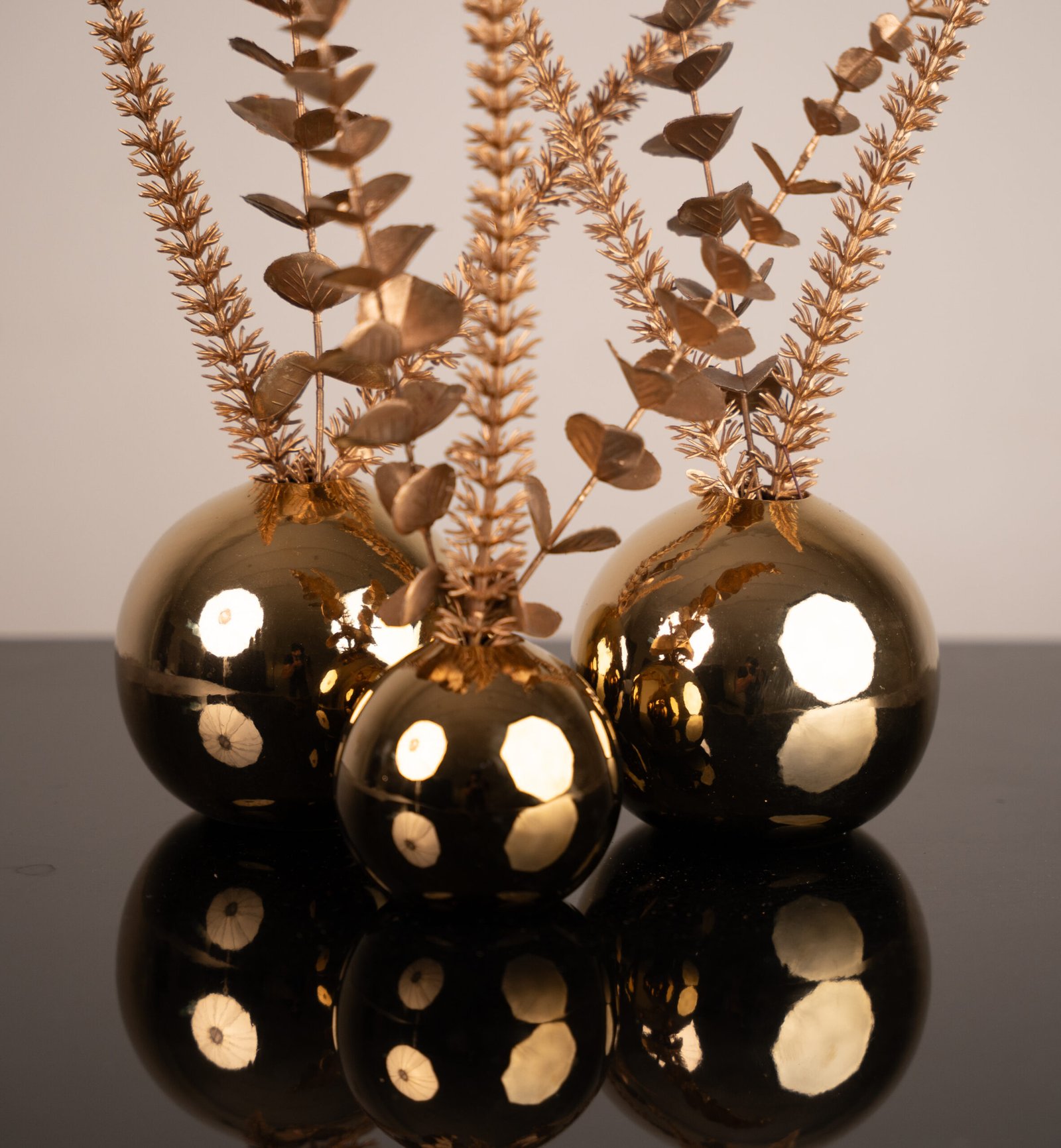 Dome Of Gold Ceramic Trio Set With Flowers - Image 2