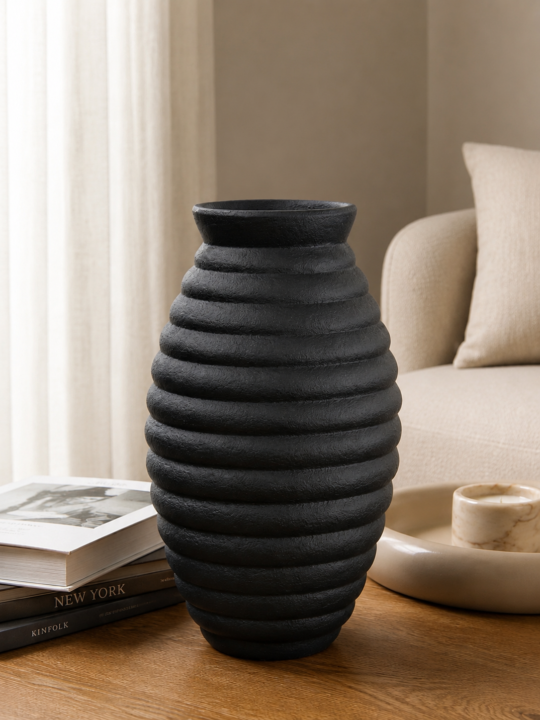 Black Waves Ceramic Vase - Image 2